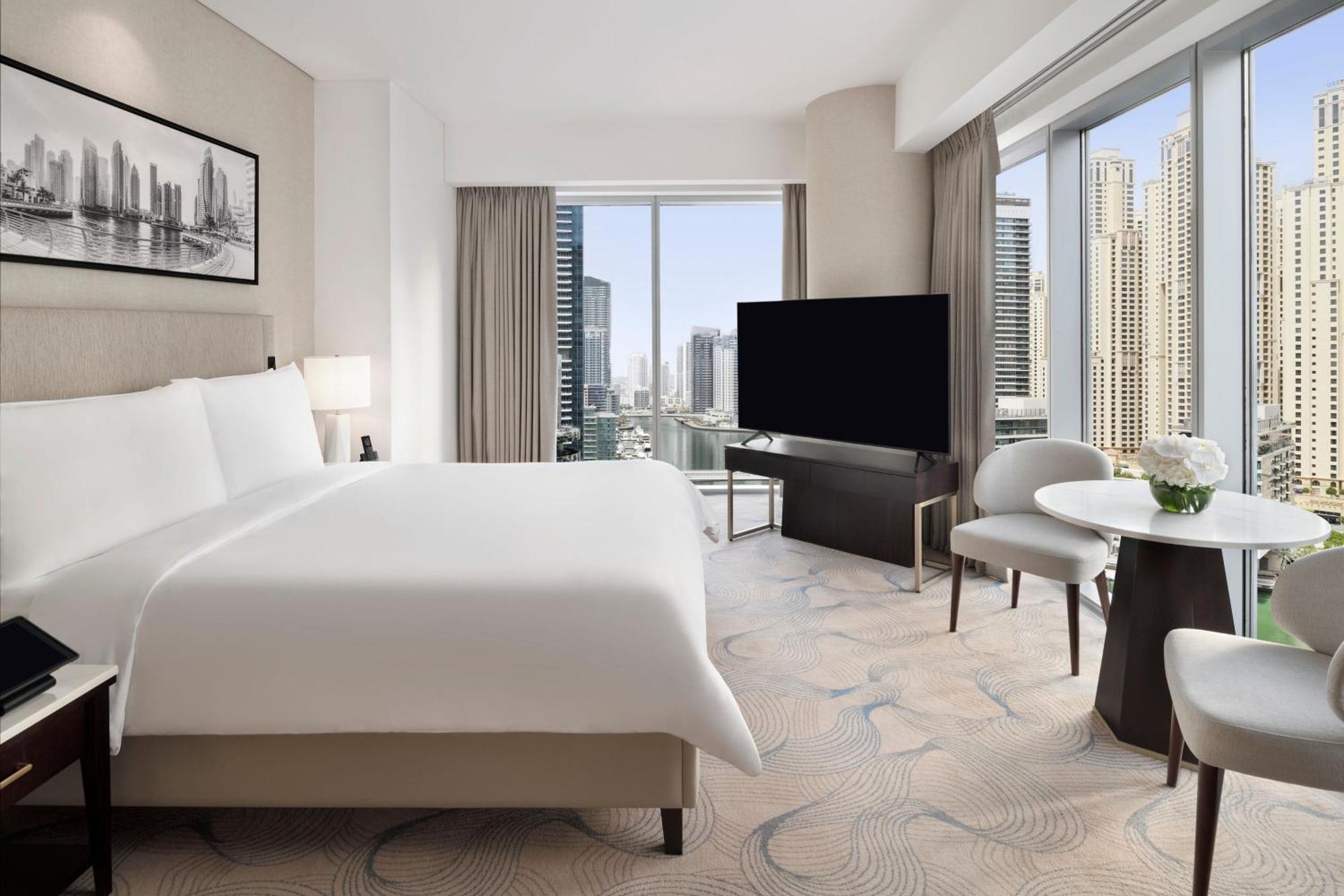 فندق العنوان مرسى دبي المظهر الخارجي الصورة A guest room at the hotel